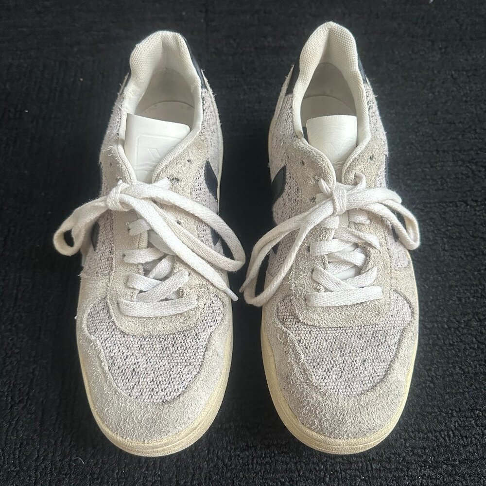 Signature Veja V-10 Flannel & Suede Sneakers Size 6